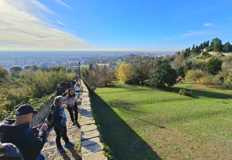21 novembre 2026 &ndash; ANELLO VERDE DI BERGAMO &ndash; ESPLORAZIONI PANORAMICHE NEI PARCHI DELLE DUE CITTA&rsquo; GLomb